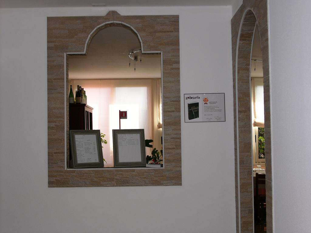 Hotel Lido Deiva Marina Buitenkant foto